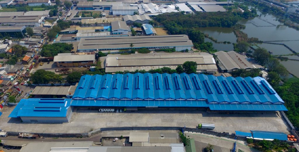 Gudang dekat bandara